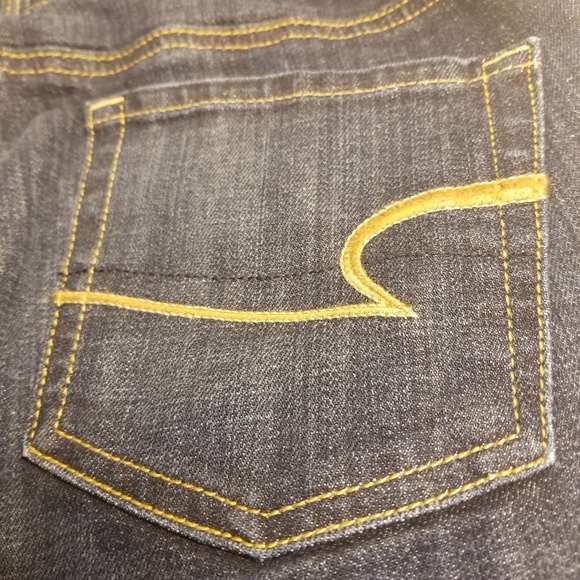 American Eagle Women's Artist Crop Jeans Size 6 - Picture 6 of 8